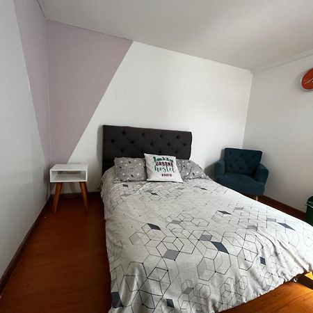 Urbana Hostel Bogotá Esterno foto