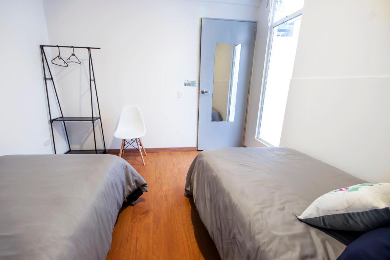 Urbana Hostel Bogotá Esterno foto