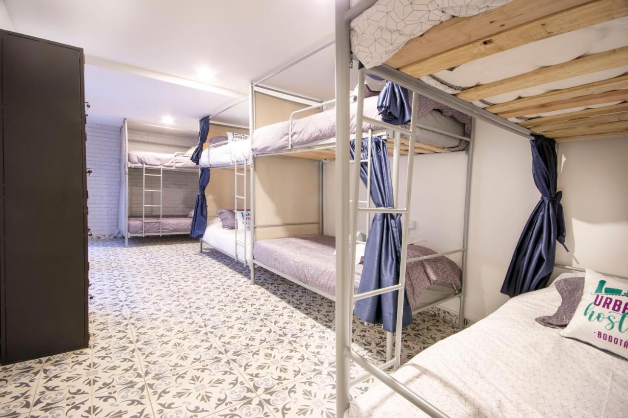 Urbana Hostel Bogotá Esterno foto
