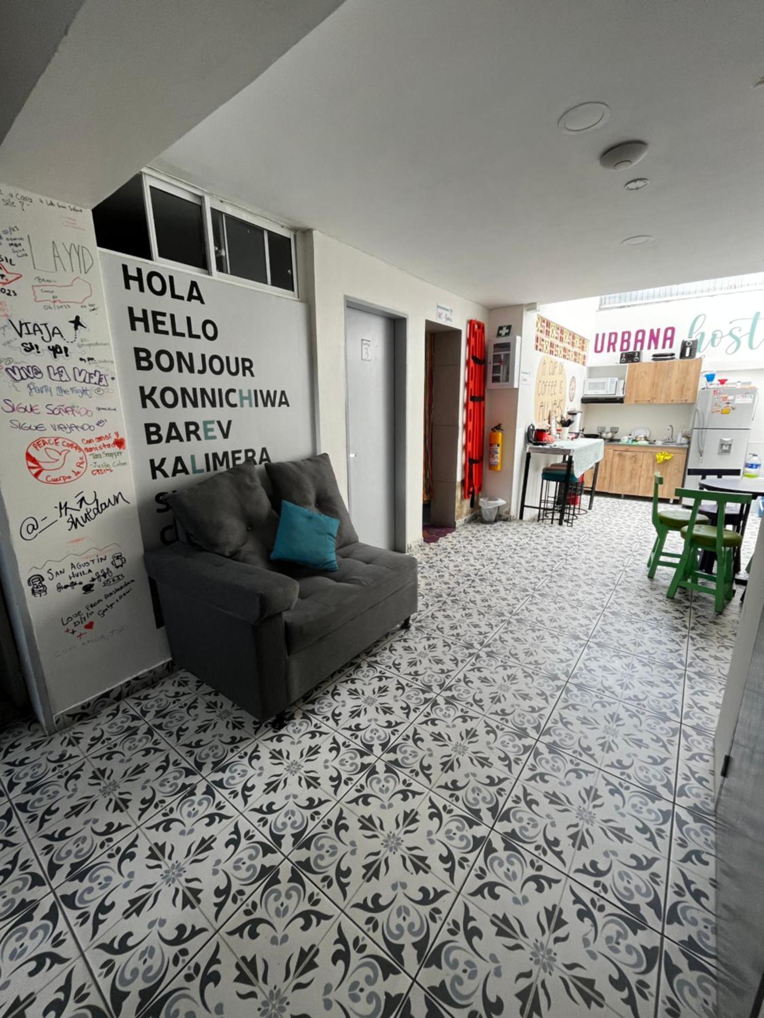 Urbana Hostel Bogotá Esterno foto